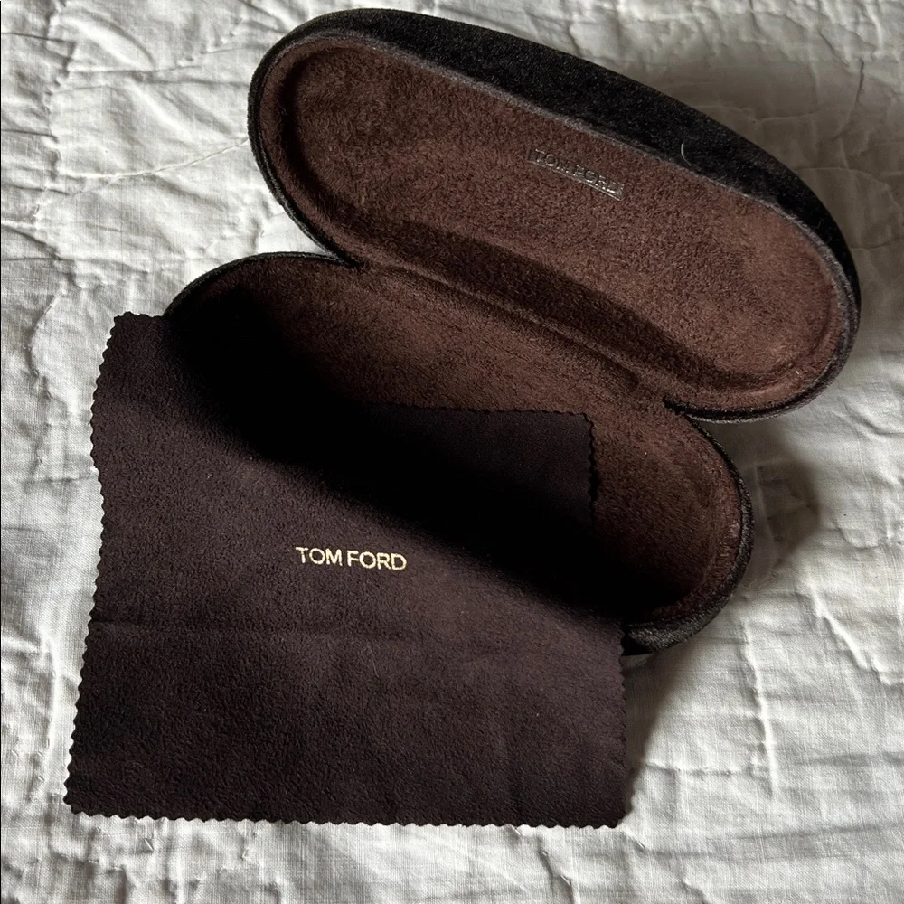 TOM FORD Polarized Wayfarer Sunglasses - Picture 5 of 6